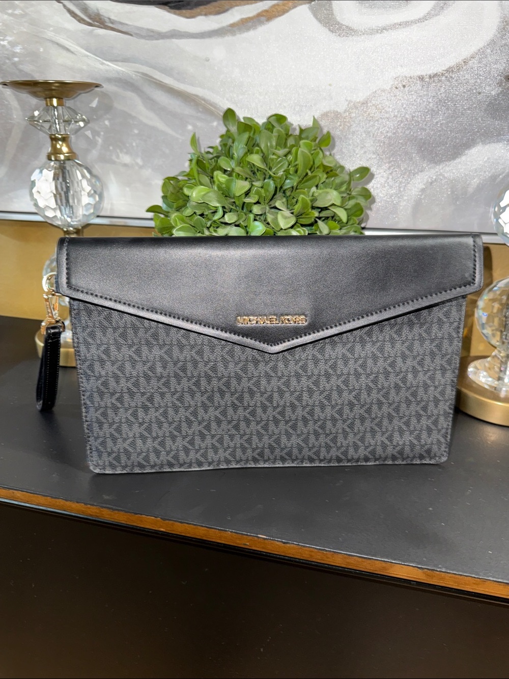 Michael Kors Clutch